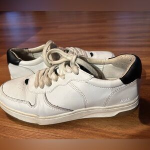 Madewell White sneakers with black tab on back